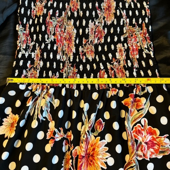 MLLE GABRIELLE,NWOT,STRAPLESS, ONEPIECE JUMPSUIT Blk/white polka dot floral - Picture 10 of 10